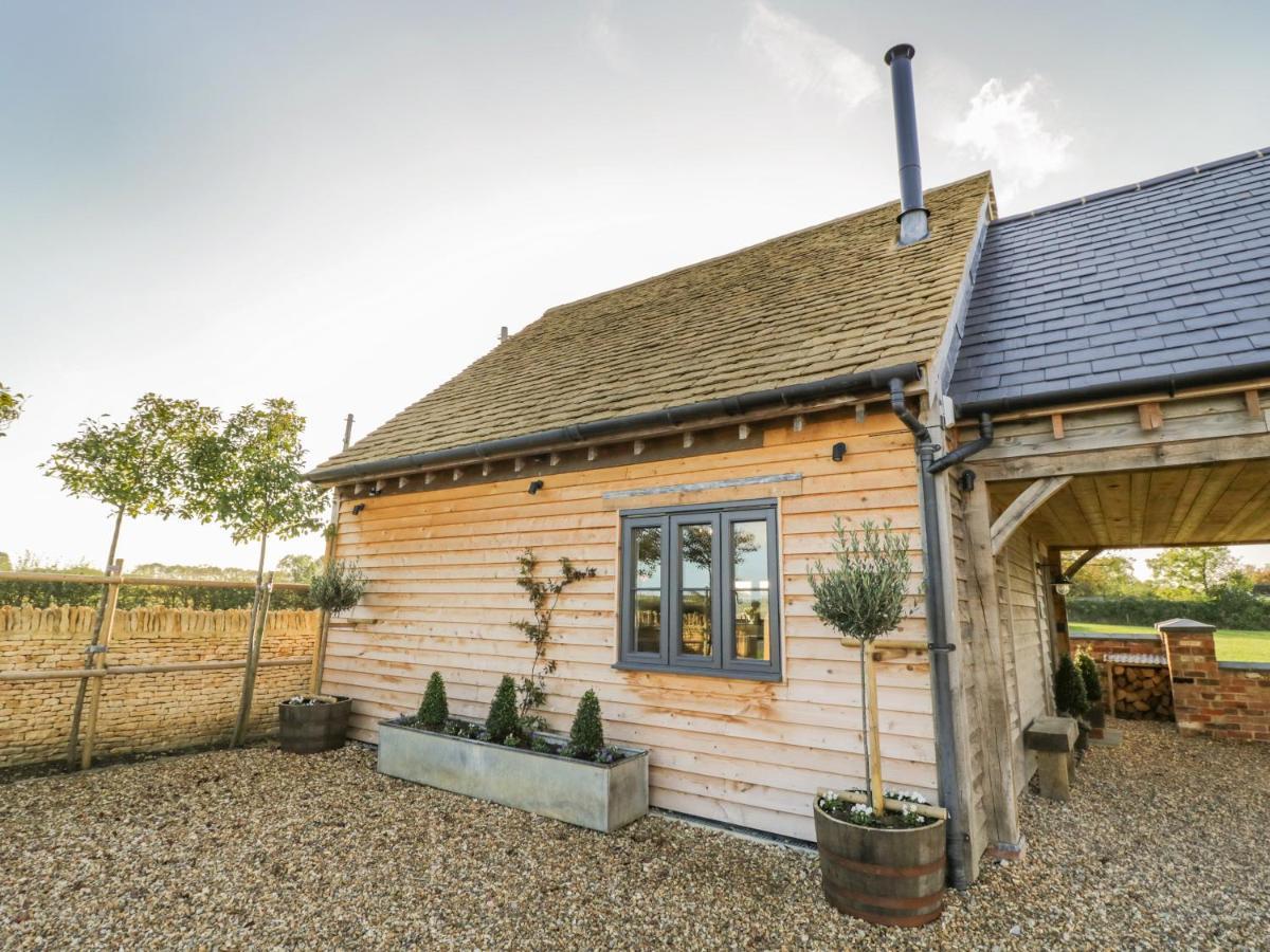 The Hyde Villa Stratford-upon-Avon Exterior foto