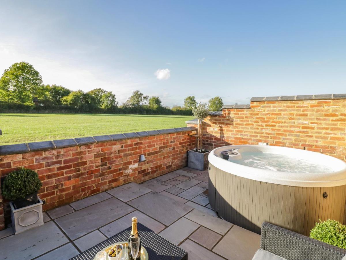 The Hyde Villa Stratford-upon-Avon Exterior foto